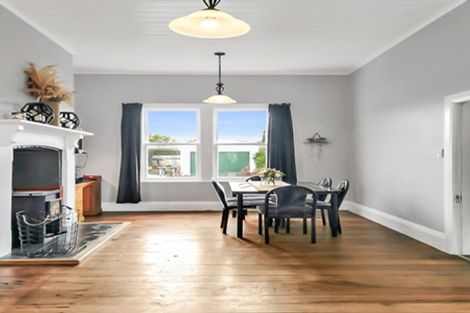 Photo of property in 37 Grey Street, Marton, 4710