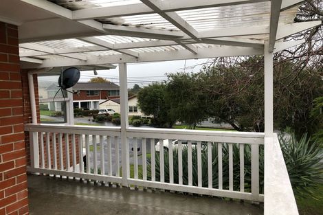 Photo of property in 63 Mcfadzean Drive, Blockhouse Bay, Auckland, 0600