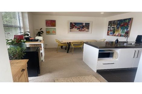 Photo of property in 37e Ngaio Road, Kelburn, Wellington, 6012