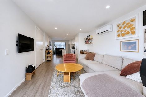 Photo of property in 18 Kaiwawao Lane, Hobsonville, Auckland, 0616