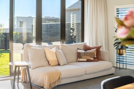 Photo of property in 12 Kaiaho Close, Aotea, Porirua, 5024