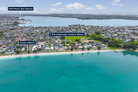 Photo of property in 9 The Esplanade, Eastern Beach, Auckland, 2012