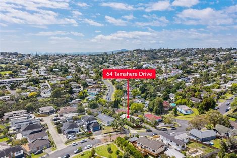 Photo of property in 64 Tamahere Drive, Glenfield, Auckland, 0629