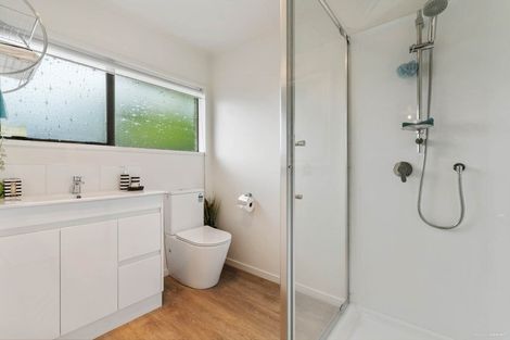 Photo of property in 1/24 Beaumaris Way, Conifer Grove, Takanini, 2112