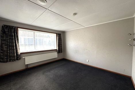 Photo of property in 17 Side Street, Clinton, 9534