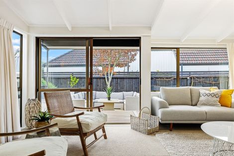 Photo of property in 9 Chatswood Place, Bishopdale, Christchurch, 8051