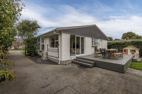 Photo of property in 21 Chilton Drive, Mairehau, Christchurch, 8052