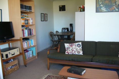 Photo of property in 26 Macdonald Crescent, Te Aro, Wellington, 6011