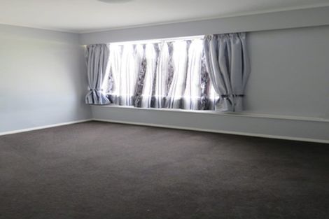 Photo of property in 39 Korau Grove, Stokes Valley, Lower Hutt, 5019