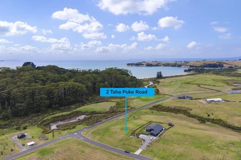 Photo of property in 2 Taha Puke Road, Okura Bush, Silverdale, 0794