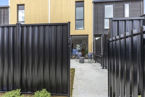 Photo of property in 435b Jackson Street, Petone, Lower Hutt, 5012