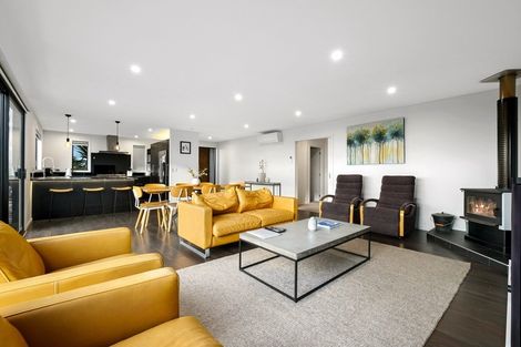 Photo of property in 30 Niger Street, Wanaka, 9305