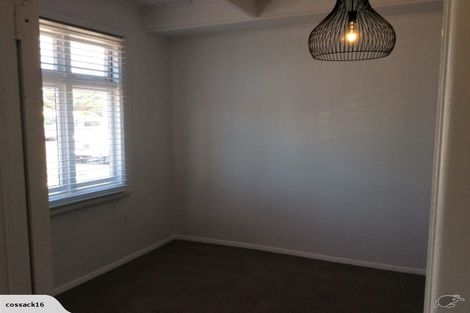 Photo of property in 341 Marine Parade, Napier South, Napier, 4110