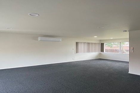 Photo of property in 14 Windoma Circle, Manukau, Auckland, 2025
