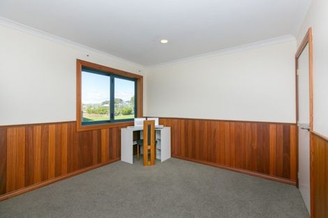Photo of property in 930 Upland Road, Egmont Village, New Plymouth, 4372
