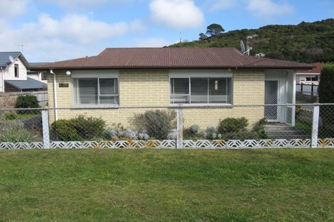 Photo of property in 1/35 Parkvale Road, Karori, Wellington, 6012