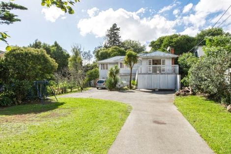 Photo of property in 3 Longburn Road, Henderson, Auckland, 0610
