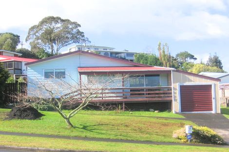 Photo of property in 37 Raumati Crescent, Onerahi, Whangarei, 0110