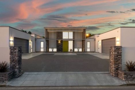 Photo of property in 5 Queenswood Gardens, Mairehau, Christchurch, 8052