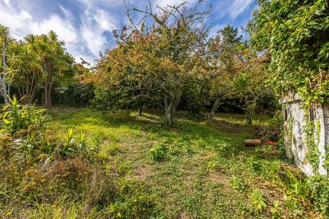 Photo of property in 10 Seymour Road, Sunnyvale, Auckland, 0612