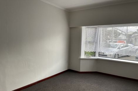 Photo of property in 82 Kauri Street, Miramar, Wellington, 6022