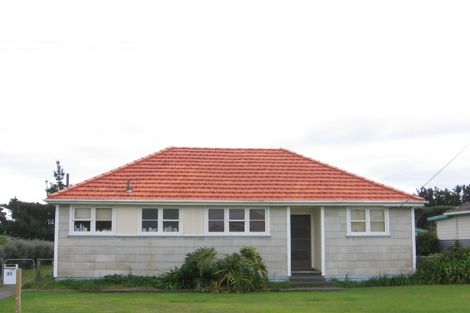 Photo of property in 11 Herrington Street, Foxton, 4814