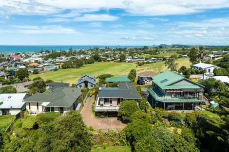 Photo of property in 18 The Crescent, Waihi Beach, 3611