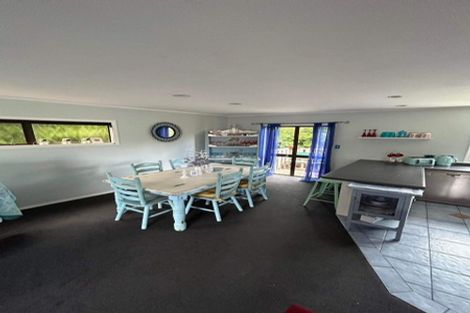 Photo of property in 473 Glenfield Road, Glenfield, Auckland, 0629