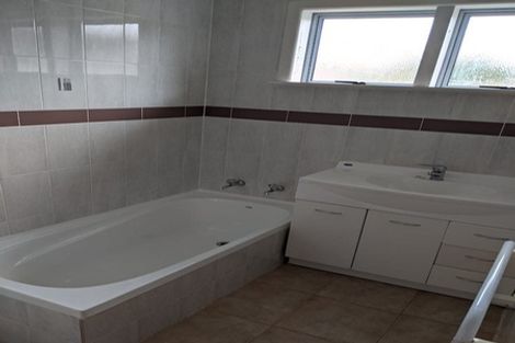 Photo of property in 2/17 Havelock Avenue, Forrest Hill, Auckland, 0620