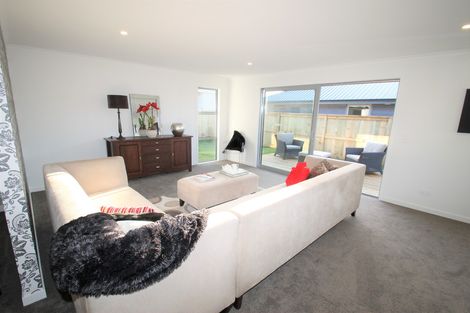 Photo of property in 60 Silverstream Drive, Mosgiel, 9024