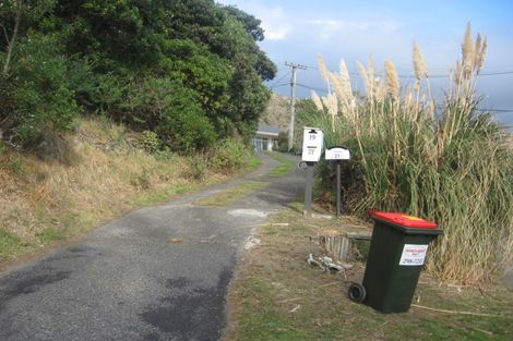 Photo of property in 17 Pingau Street, Paekakariki, 5034