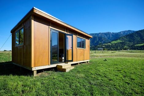 Photo of property in 235a Bay Paddock Road, Hapuku, Kaikoura, 7371