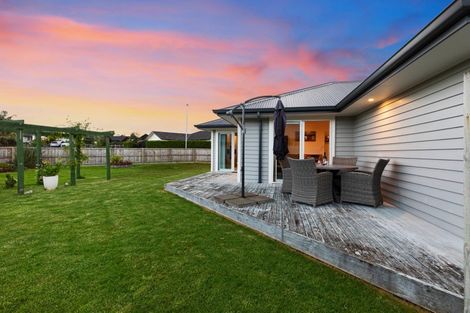 Photo of property in 1 Benmore Crescent, Pyes Pa, Tauranga, 3112
