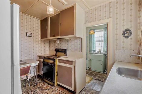 Photo of property in 48 Law Street, Caversham, Dunedin, 9012