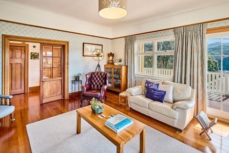 Photo of property in 133 Melbourne Road, Island Bay, Wellington, 6023