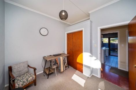 Photo of property in 10 Messenger Terrace, Oakura, 4314