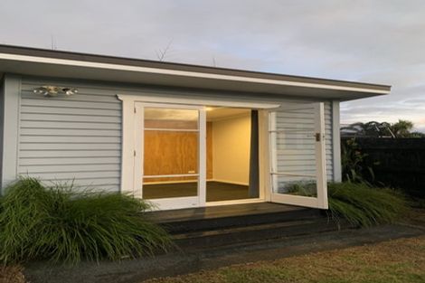 Photo of property in 26 Dakota Avenue, Beach Haven, Auckland, 0626