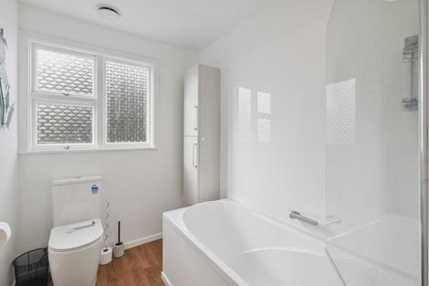 Photo of property in 2 Wallace Place, Rangiora, 7400