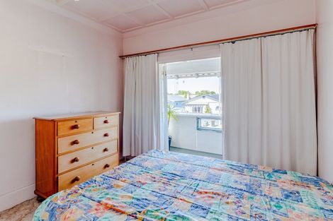 Photo of property in 164 Wellesley Road, Napier South, Napier, 4110