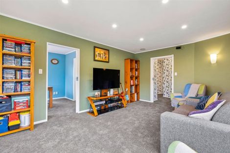 Photo of property in 11 Discovery Drive, Whitby, Porirua, 5024