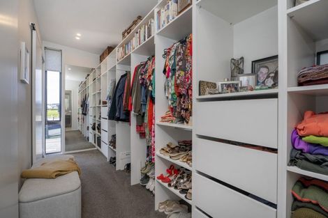 Photo of property in 11 Awatea Drive, Whitianga, 3510