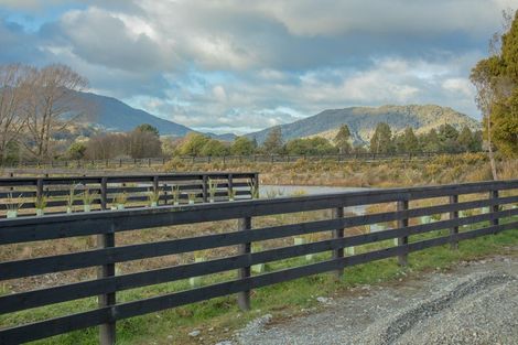 Photo of property in 10 Hinau Crescent, Kaiata, Greymouth, 7805