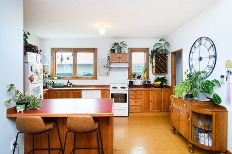 Photo of property in 22 Haydon Street, Roslyn, Palmerston North, 4414