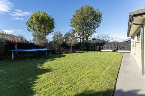 Photo of property in 64 Puhara Avenue, Parklands, Christchurch, 8083