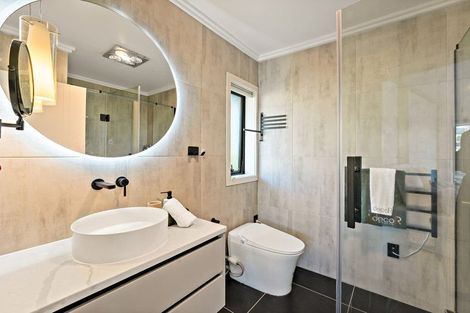 Photo of property in 1a Morrow Avenue, Bucklands Beach, Auckland, 2012