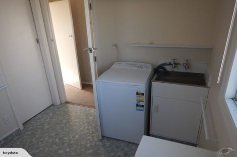 Photo of property in 13 Seaview Road, Marfell, New Plymouth, 4310