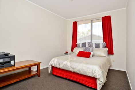 Photo of property in 19 Derby Street, Nawton, Hamilton, 3200