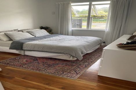 Photo of property in 10 Birdwood Road, Swanson, Auckland, 0612