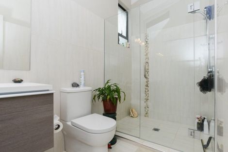 Photo of property in 82 Tauroa Road, Havelock North, 4130