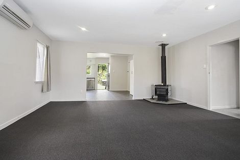 Photo of property in 7 Kamara Road, Glen Eden, Auckland, 0602